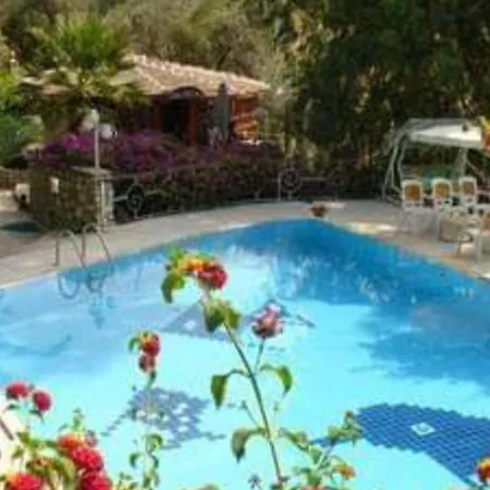 Tlos Secret Garden فندق